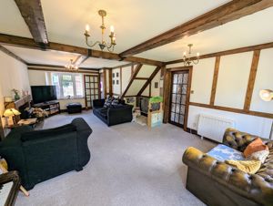 Photo 11- click for photo gallery